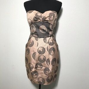BCBGMaxAzria Cocktail Dress Taupe size 2 D115